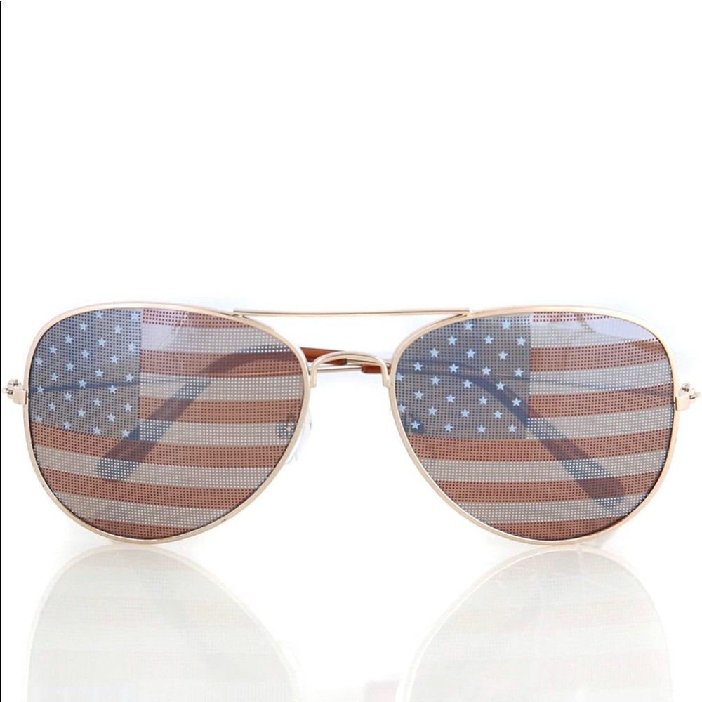 Flag Sunglasses ♥️🤍💙